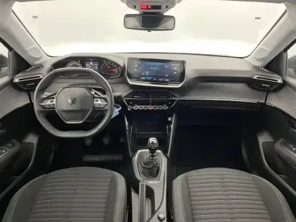 Photo 28 Peugeot 208  PureTech 100 S&S BVM6