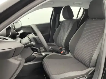 Photo 13 Peugeot 208  PureTech 100 S&S BVM6