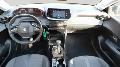 Photo 16 Peugeot 208  PureTech 100 S&S BVM6