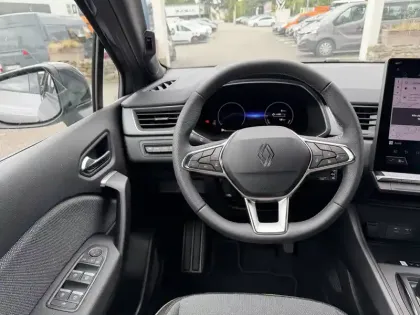 Photo 22 Renault Captur  E-Tech full hybrid 160 ch