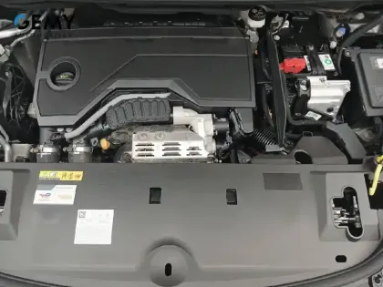 Photo 11 Peugeot 3008  Hybrid 136 e-DCS6