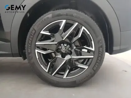 Photo 10 Peugeot 3008  Hybrid 136 e-DCS6