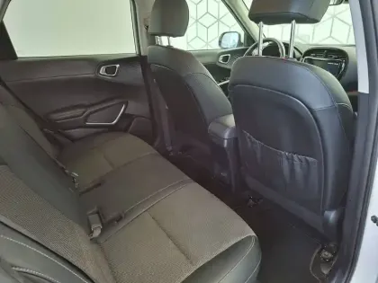 Photo 15 Kia E-soul  Electrique 204 ch