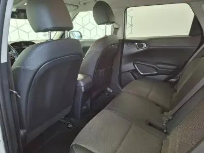 Photo 12 Kia E-soul  Electrique 204 ch