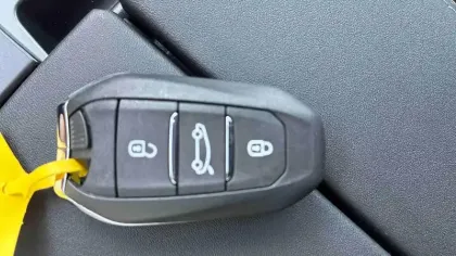 Photo 23 Opel Grandland  Hybrid Rechargeable 195 ch e-DCT7