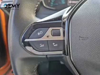 Photo 19 Peugeot 2008  Electrique 136 ch
