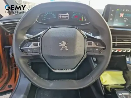 Photo 18 Peugeot 2008  Electrique 136 ch