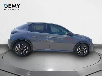 Photo 32 Peugeot 208  Hybrid 145 ch e-DCS6