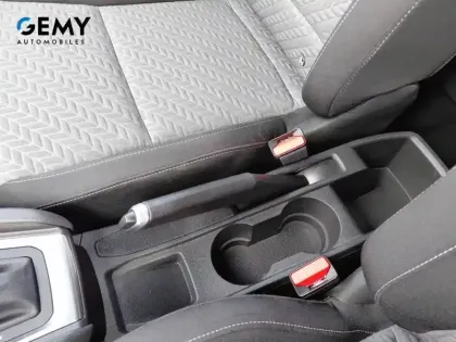 Photo 26 Renault Clio  E-Tech full hybrid 145