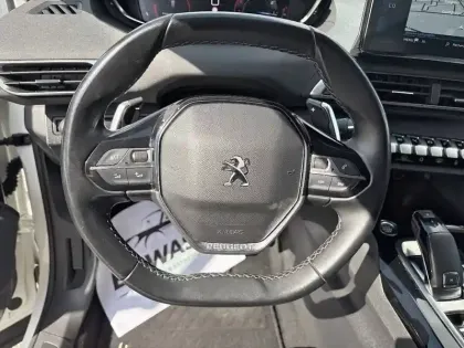 Photo 15 Peugeot 3008  Puretech 130ch S&S EAT8