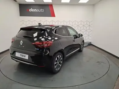 Photo 12 Renault Clio  E-Tech hybride 145