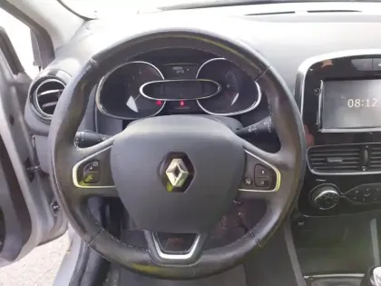 Photo 10 Renault Clio  dCi 90 Energy