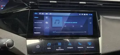 Photo 29 Peugeot 308  SW Plug-in Hybrid 195 ch e-DCS7