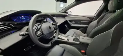 Photo 15 Peugeot 308  SW Plug-in Hybrid 195 ch e-DCS7