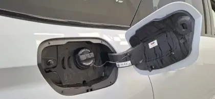 Photo 13 Peugeot 308  SW Plug-in Hybrid 195 ch e-DCS7