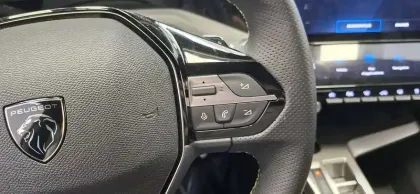 Photo 27 Peugeot 308  SW Plug-in Hybrid 195 ch e-DCS7