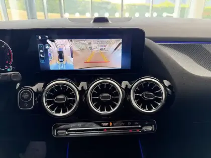 Photo 9 Mercedes GLA  200 d 8G-DCT