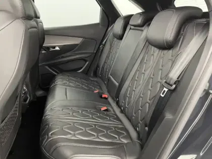 Photo 14 Peugeot 3008  Hybrid4 300 e-EAT8