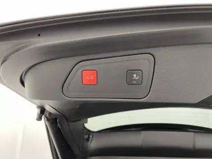 Photo 33 Peugeot 3008  Hybrid4 300 e-EAT8