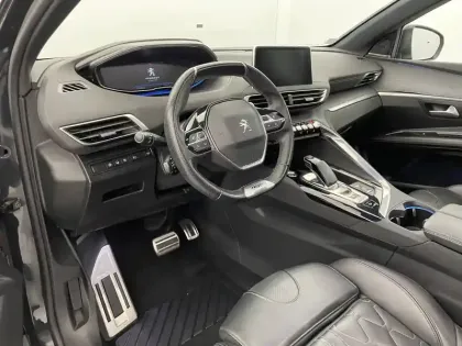 Photo 32 Peugeot 3008  Hybrid4 300 e-EAT8