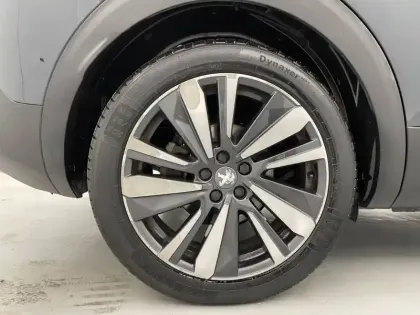 Photo 16 Peugeot 3008  Hybrid4 300 e-EAT8