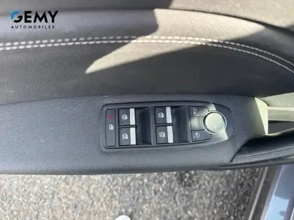 Photo 17 Renault Captur  E-Tech full hybrid 145