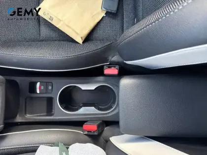 Photo 27 Renault Captur  E-Tech full hybrid 145