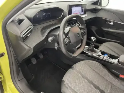 Photo 33 Peugeot 208  PureTech 100 S&S BVM6