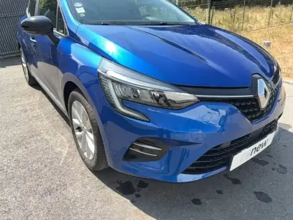 Photo 8 Renault Clio  E-Tech full hybrid 145