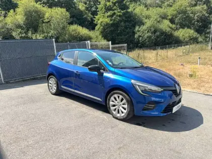 Photo 6 Renault Clio  E-Tech full hybrid 145