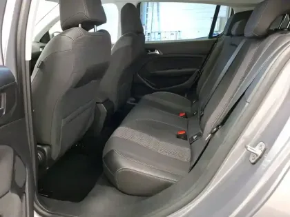 Photo 13 Peugeot 308  PureTech 110ch S&S BVM6