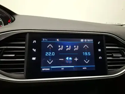 Photo 21 Peugeot 308  PureTech 110ch S&S BVM6