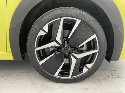 Photo 17 Peugeot 208  PureTech 100 S&S BVM6