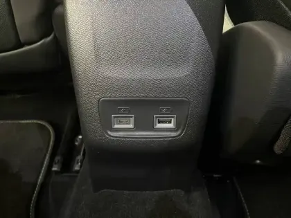 Photo 24 Peugeot 208  PureTech 100 S&S BVM6