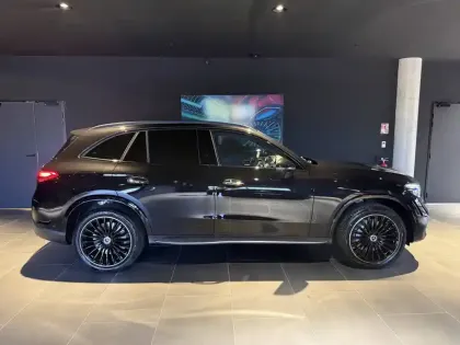 Photo 17 Mercedes GLC  300 e Hybrid EQ 4Matic