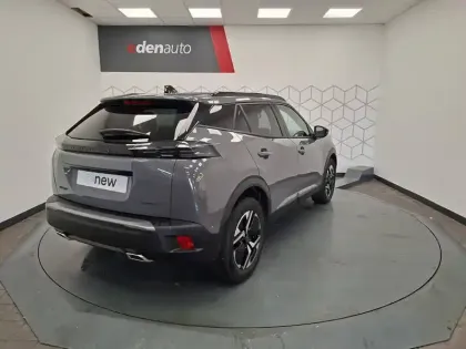 Photo 11 Peugeot 2008  Hybrid 136 e-DCS6