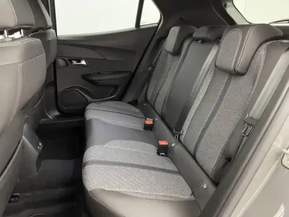 Photo 14 Peugeot 2008  PureTech 100 S&S BVM6