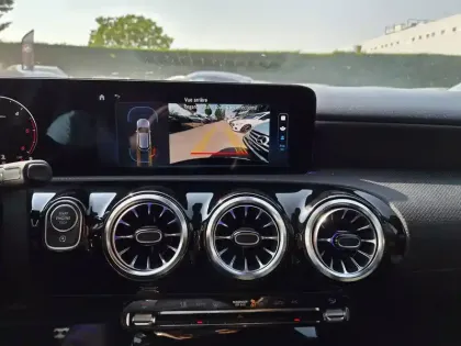 Photo 17 Mercedes Classe A  180 d