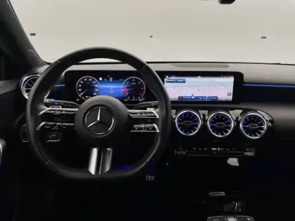 Photo 40 Mercedes Classe A  180 d