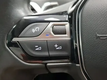 Photo 13 Peugeot 3008  BlueHDi 130ch S&S EAT8