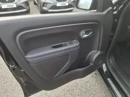 Photo 11 Renault Twingo  III E-Tech