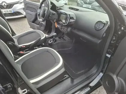 Photo 18 Renault Twingo  III E-Tech