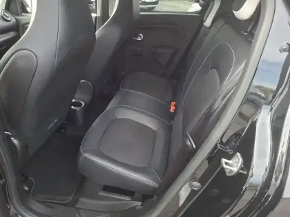 Photo 14 Renault Twingo  III E-Tech
