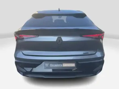 Photo 5 Renault Rafale 300 E-Tech Plug-in Hybrid 4x4 