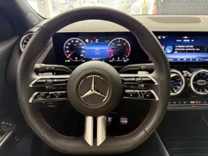 Photo 15 Mercedes GLA 200 d AMG Line