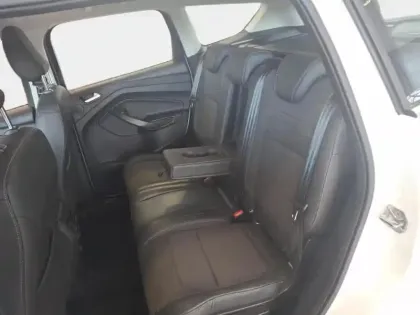 Photo 12 Ford Kuga  2.0 TDCi 150ch Stop&Start Titanium 4x2