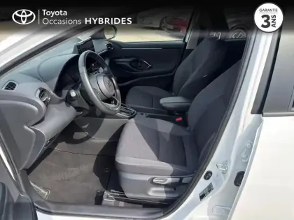 Photo 10 Toyota Yaris  116h Design 5p MC24
