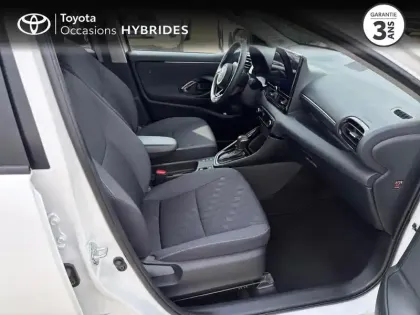 Photo 5 Toyota Yaris  116h Design 5p MC24