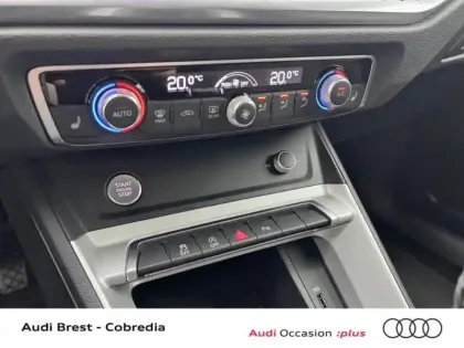 Photo 10 Audi Q3  35 TFSI 150ch Design