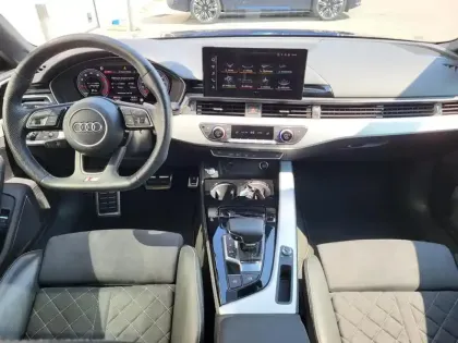Photo 6 Audi A4  Avant 40 TFSI 204ch Competition S tronic 7